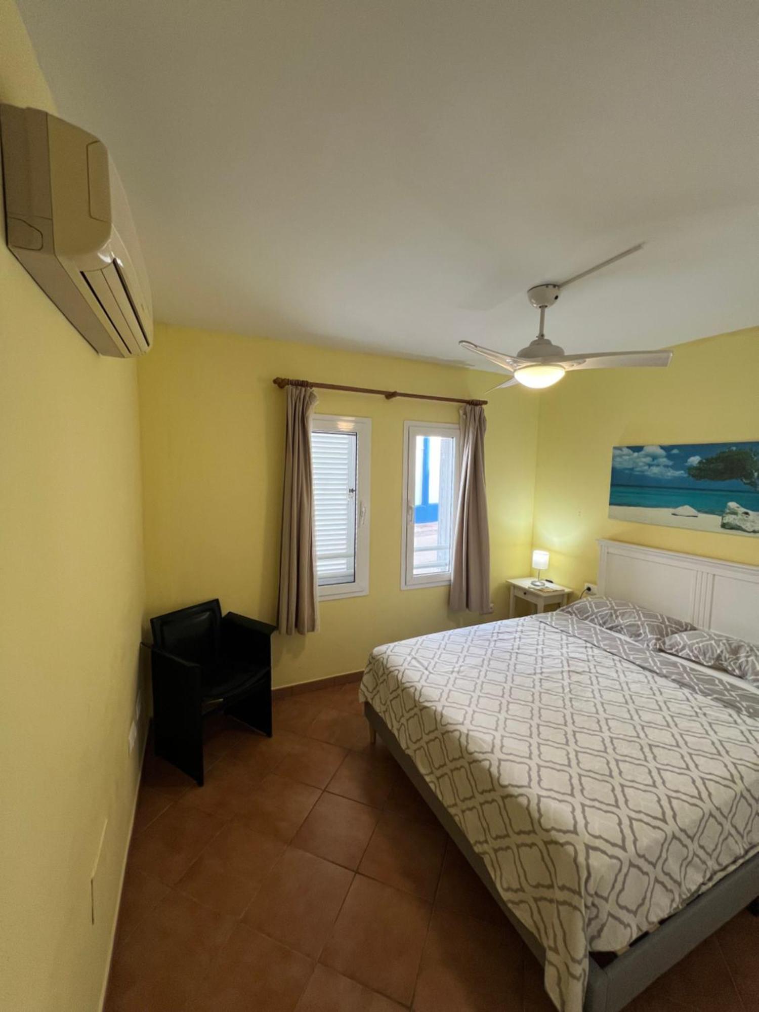 Apartamento A 2 Minutos Andando A La Playa. La Isleta del Moro Exterior foto